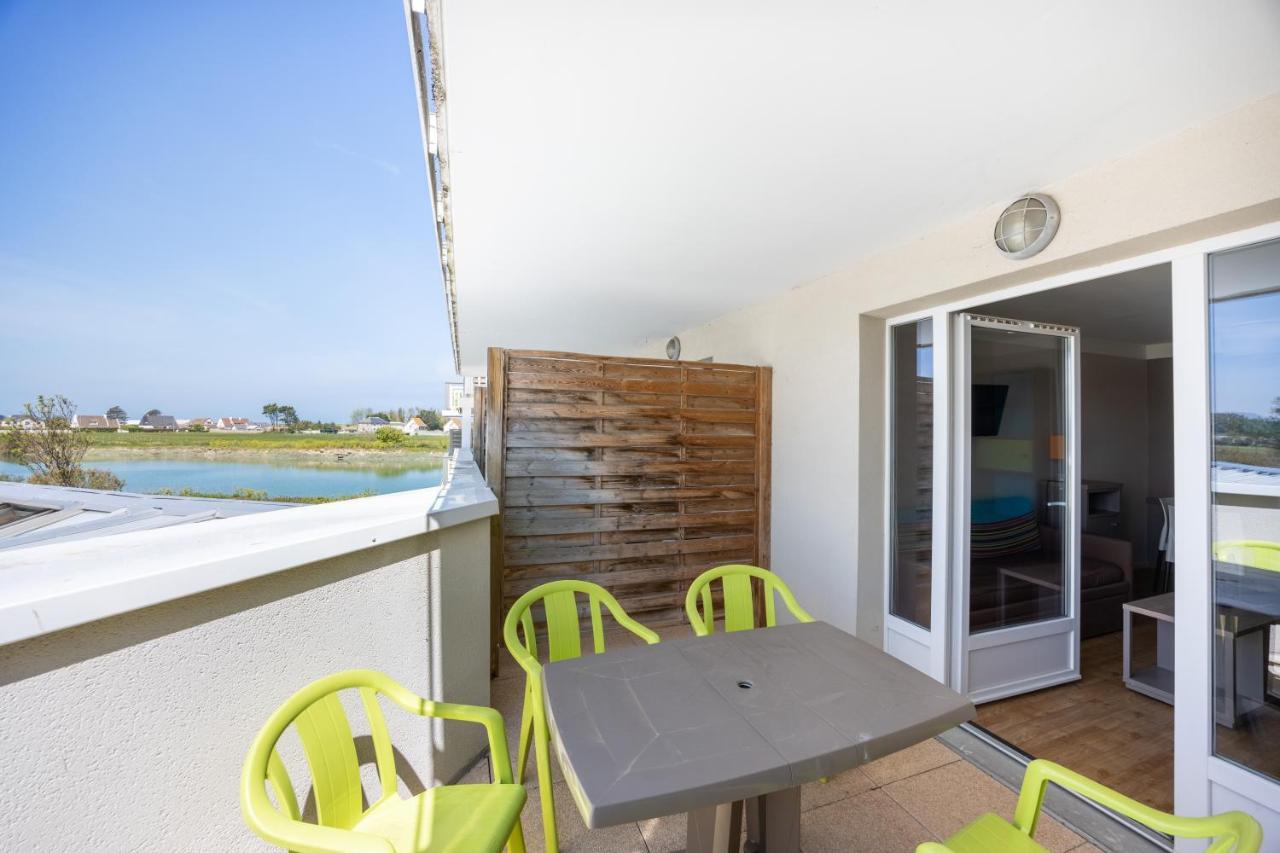 Le Cormoran Apartamento Courseulles-sur-Mer Exterior foto